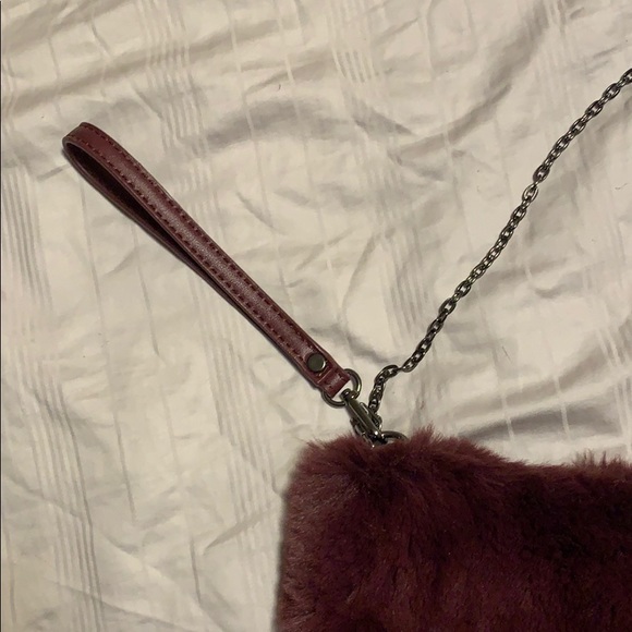 Fluffy Purse - Picture 3 of 9